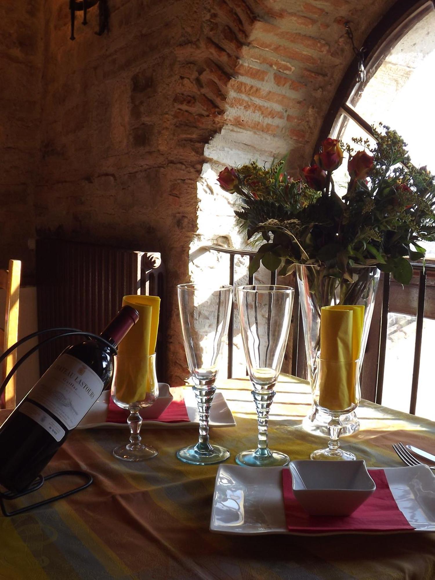 Auberge De La Halle Cordes-sur-Ciel Buitenkant foto